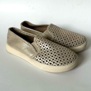Laser Cut Metallic Gold Slip On Lightweight Sneakers Cat &‎ Jack Girls Size 11